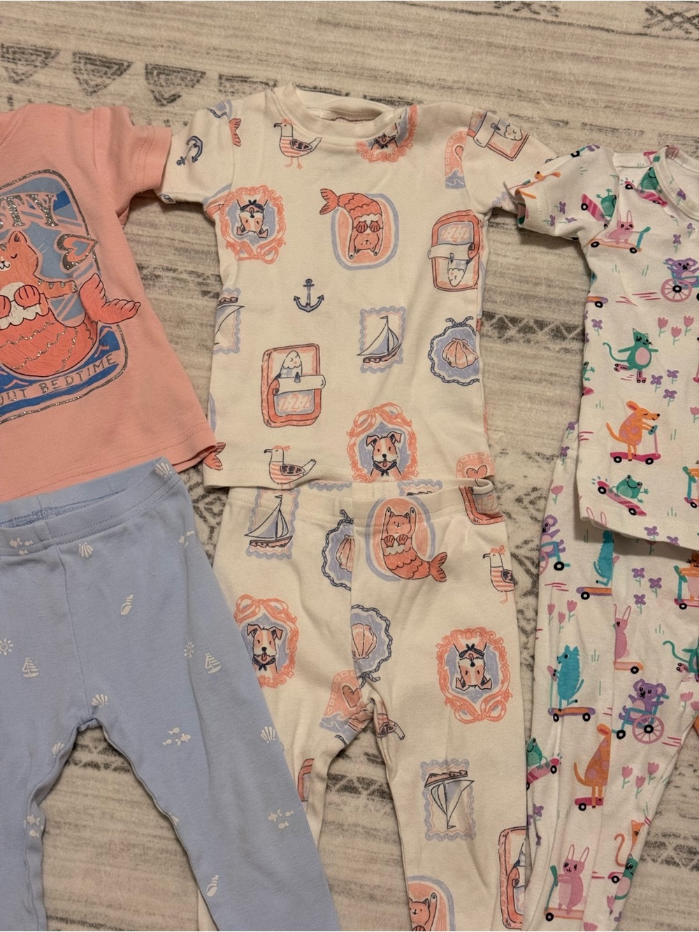 Pajama Set - Picture 3 of 7